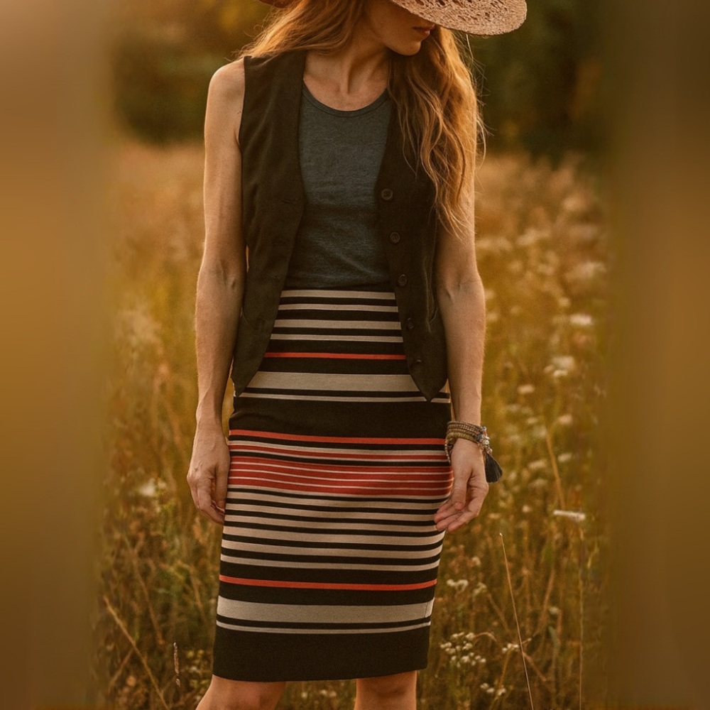 Ann Taylor Salmon Black Stripe Stretch High Waist Pencil Skirt Size 8